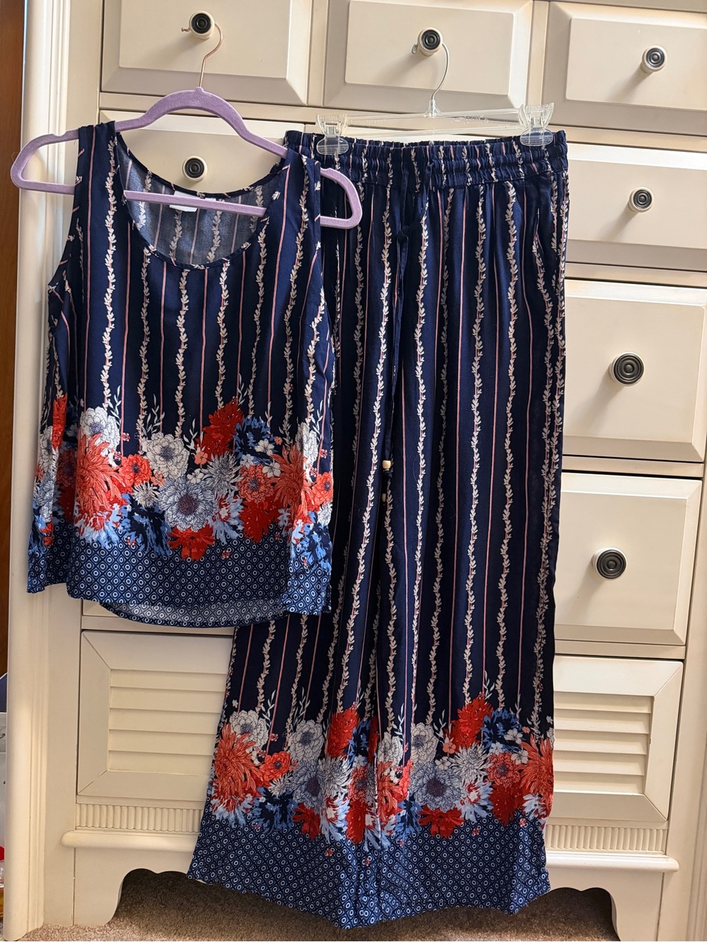 🌸 New Directions 2-Piece Matching Set – Size Medium